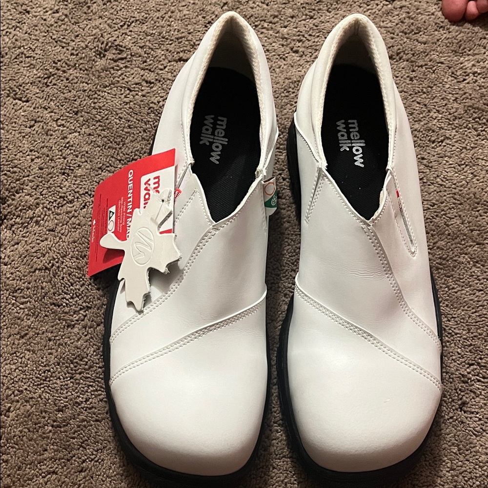 Mellow Walk White Slip-On Shoes